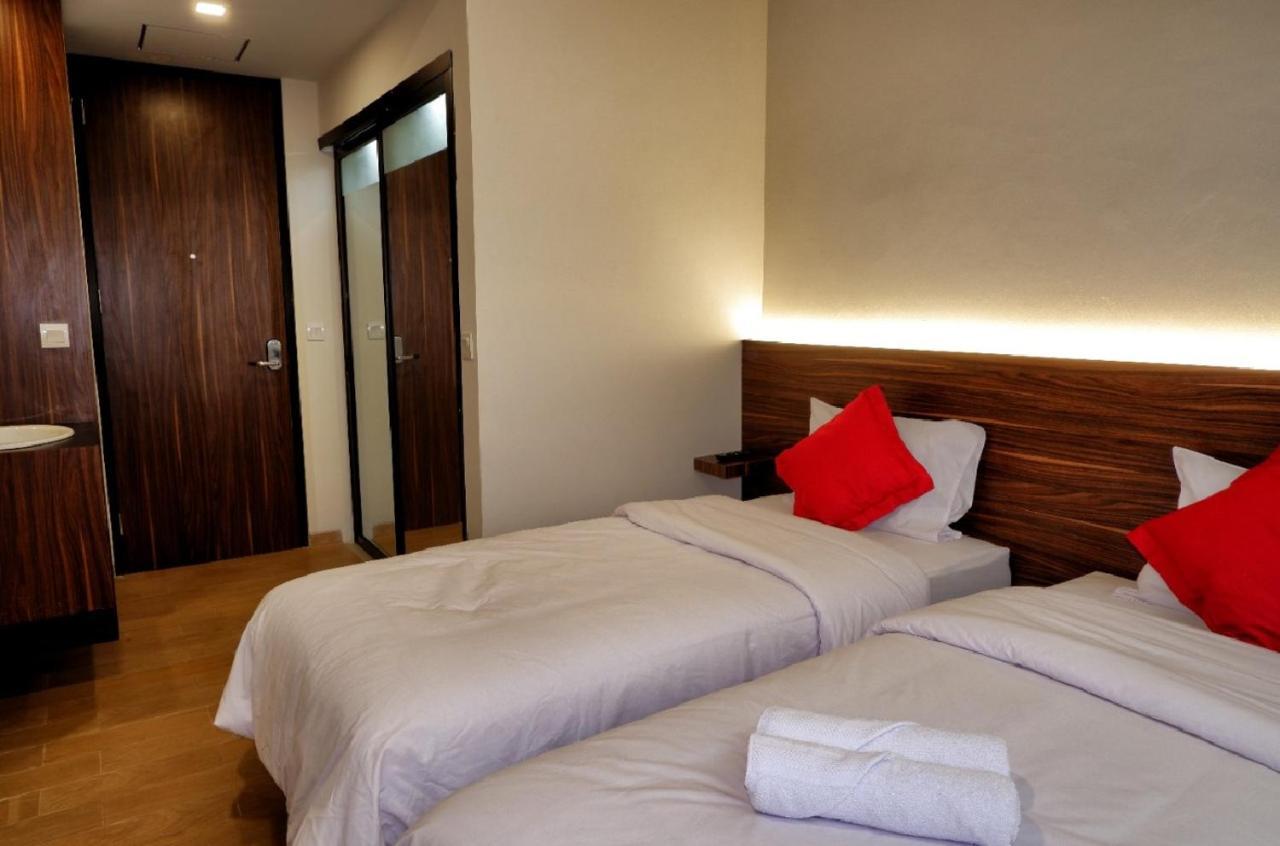 Guest House 555 Nki South Tangerang ภายนอก รูปภาพ