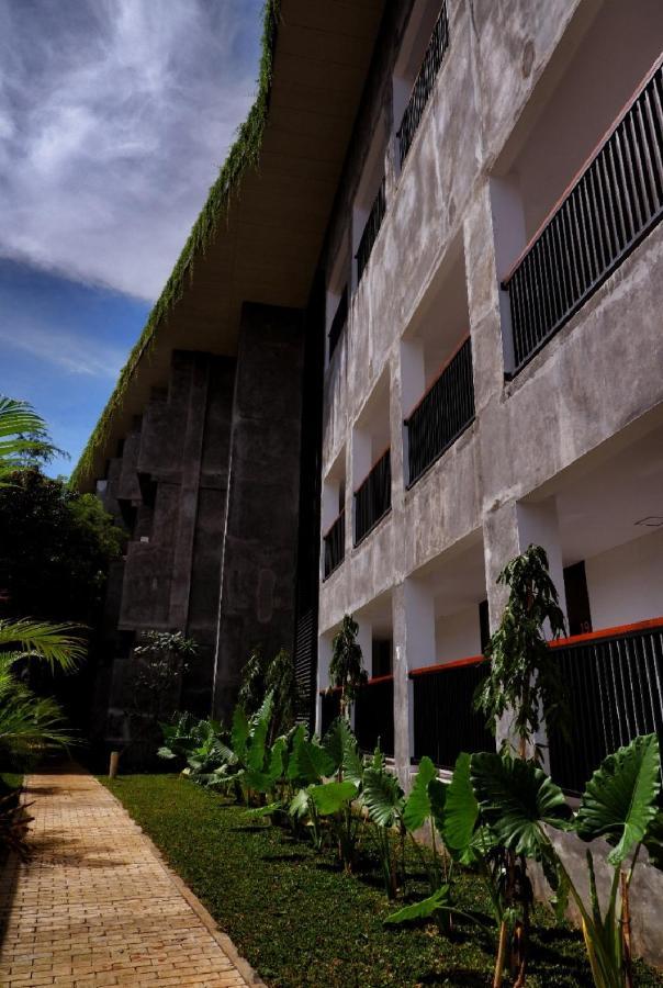 Guest House 555 Nki South Tangerang ภายนอก รูปภาพ
