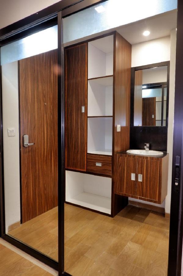 Guest House 555 Nki South Tangerang ภายนอก รูปภาพ